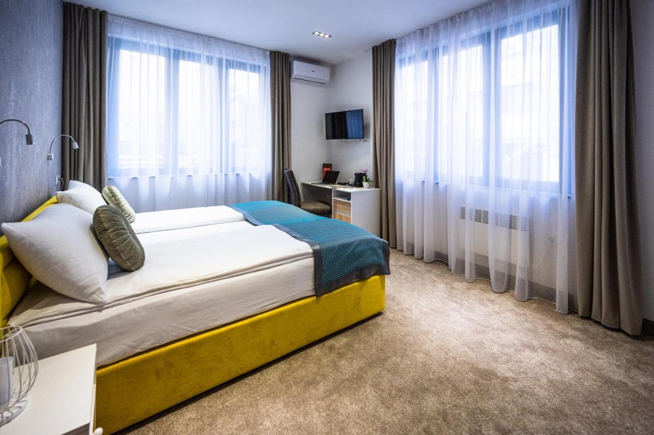 Nortel Boutique - Central Location Hotell Sarajevo Exteriör bild